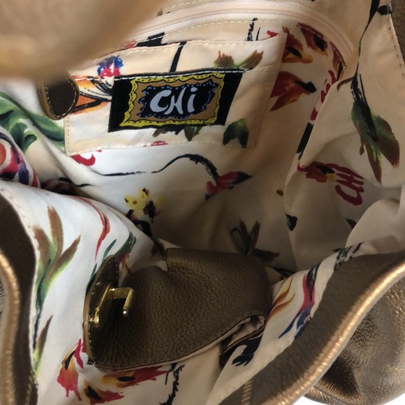 Carlos Falchi CHI Gold Leather Bag - Picture 8 of 13